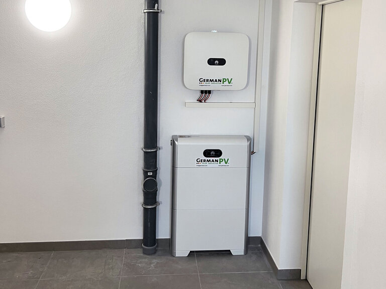 Batteriespeicher einem Keller
